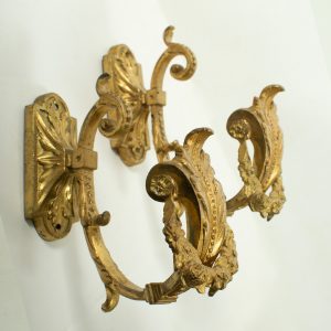 Curtain 1