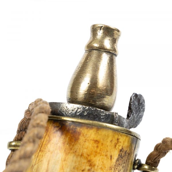 Antique Powder Flask – 19th Century Horn with Brass Fittings - Image 4