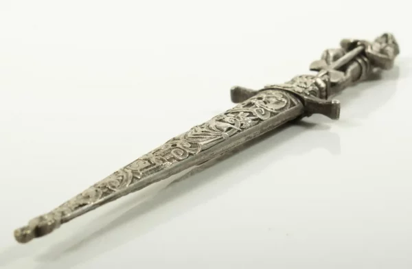 Small Figural Romantic Dagger - late 19th century - Image 7