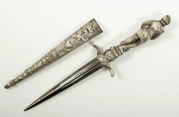Small Figural Romantic Dagger - late 19th century - Image 9