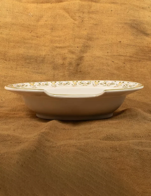 French Porcelain Shaving Dish, “Italien à Moustiers”, Early 20th Century - Image 10