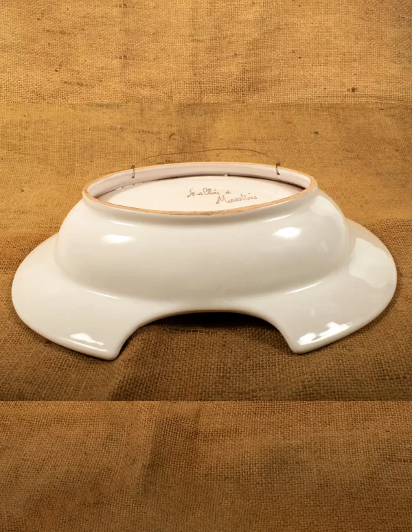 French Porcelain Shaving Dish, “Italien à Moustiers”, Early 20th Century - Image 9