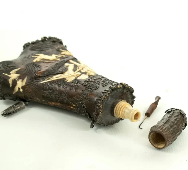 Fine Carved German or Austrian 18th Century Stags Horn Powder Flask - Image 10