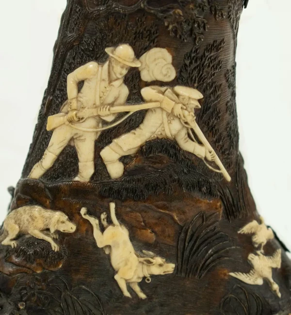 Fine Carved German or Austrian 18th Century Stags Horn Powder Flask - Image 2
