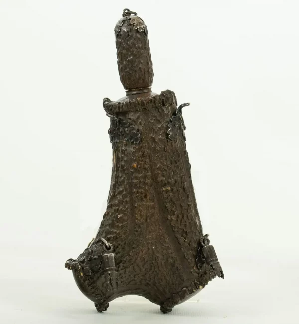 Fine Carved German or Austrian 18th Century Stags Horn Powder Flask - Image 3