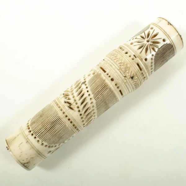 Rare & Intricate Prisoner-of-war Carved Bone Gaming Set, circa late 18 century - Image 2