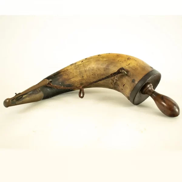 LARGE GUNNER'S POWDER HORN Naval - French, late 18th century. - Image 2