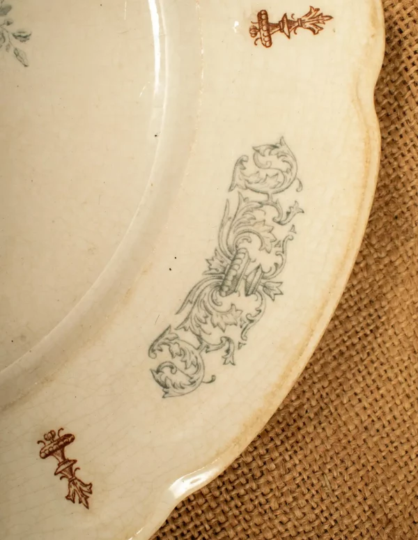 Antique French Ironstone Plate – “L’Ami du Chasseur”, Château de Courtry - Image 6