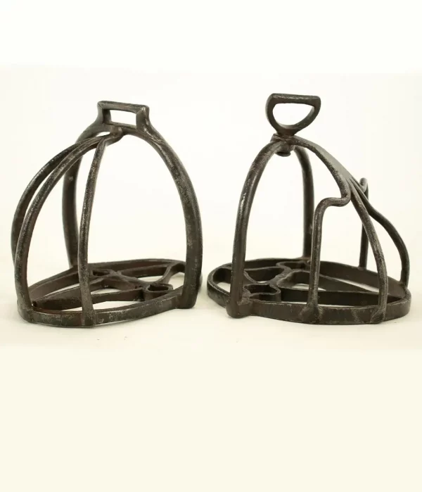 Composed pair of original mid 17th/early 18th century Cavalry basket Stirrups - Image 5